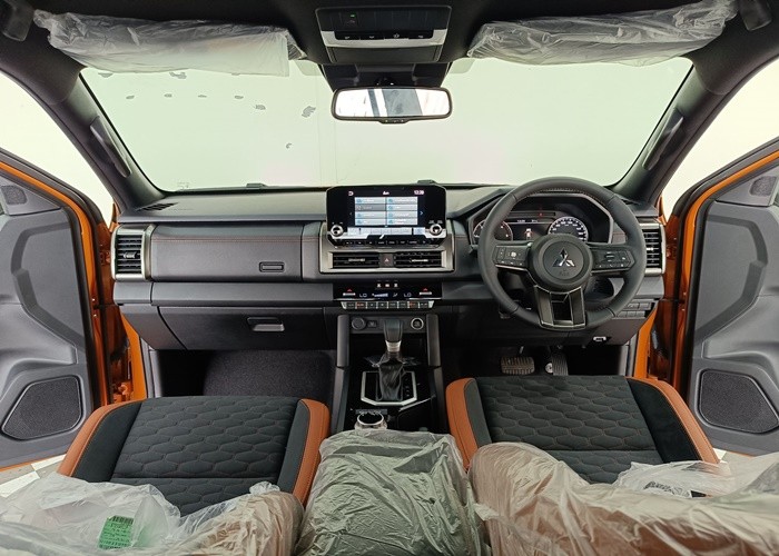 Used 7
                    MITSUBISHI
                     for Sale Image