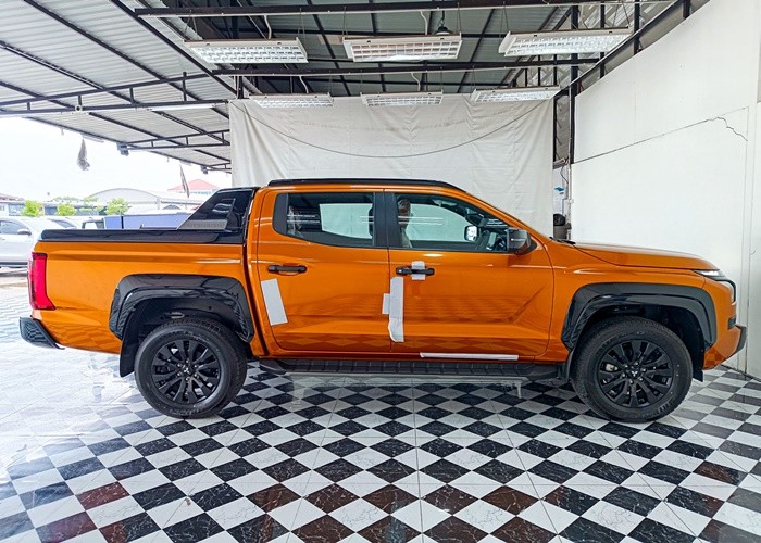 Used 7
                    MITSUBISHI
                     for Sale Image