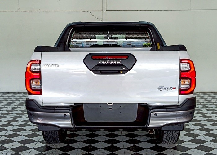 Used 7
                    TOYOTA
                     for Sale Image