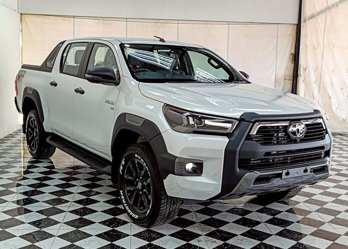 Used 7
                    TOYOTA
                     for Sale Image