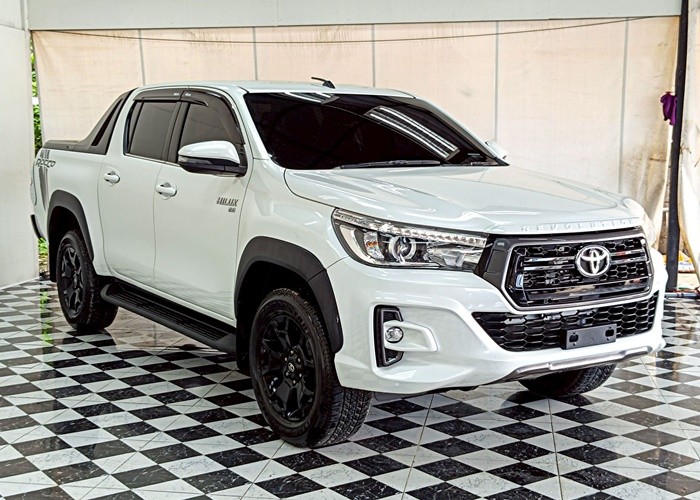 Used 10
                    TOYOTA
                     for Sale Image