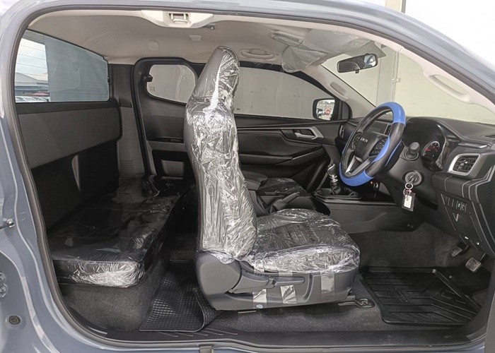 Used 7
                    ISUZU
                     for Sale Image