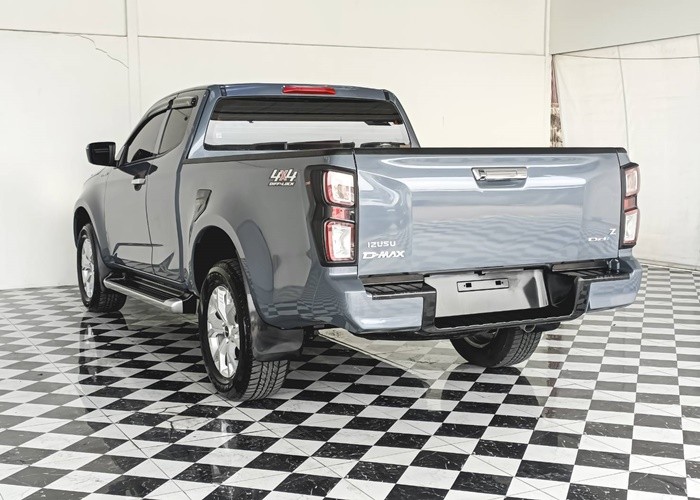 Used 7
                    ISUZU
                     for Sale Image